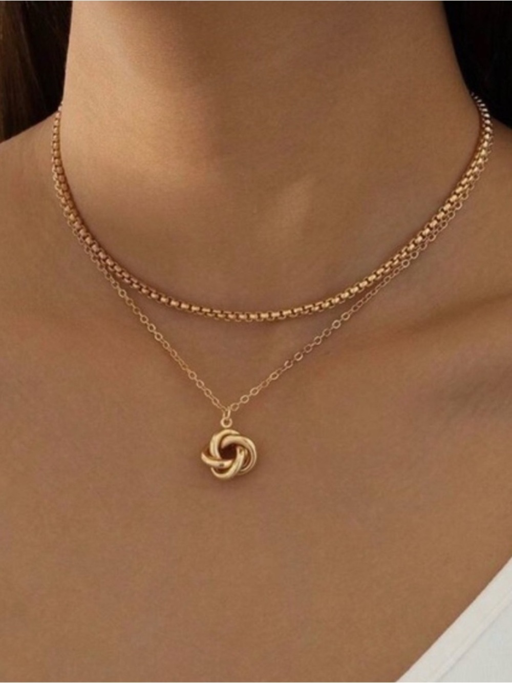 Gold 1pc Pendant Layered Necklace